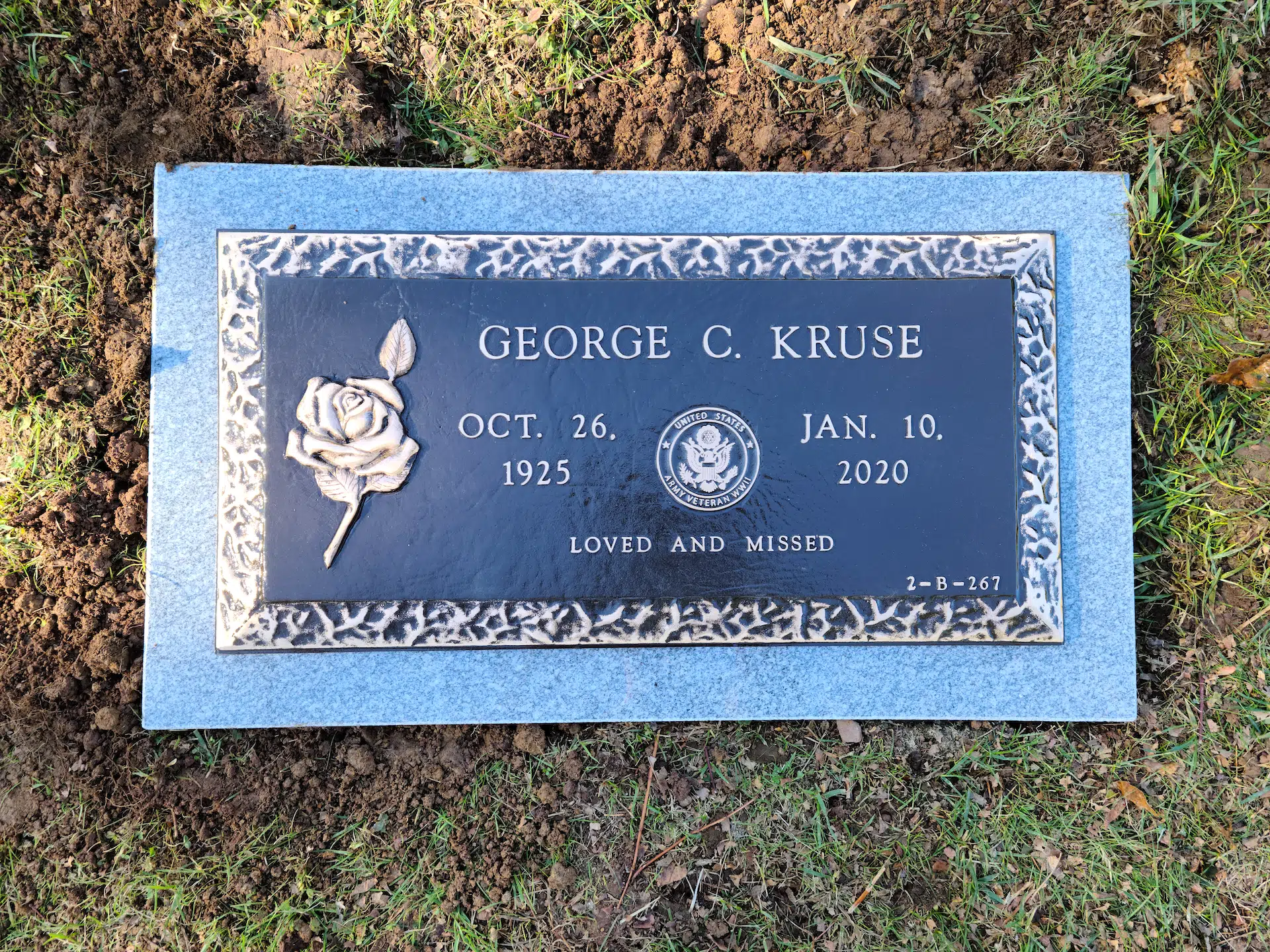 Bronze Memorial Plaque hand-carved by Plaque Finder in NJ — image 3